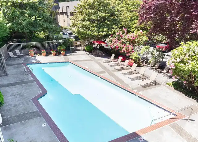 Property at Brentwood Square - 13433 Greenwood Ave N, Seattle, WA, 98133, 1 bed, 1 bath, [object Object]