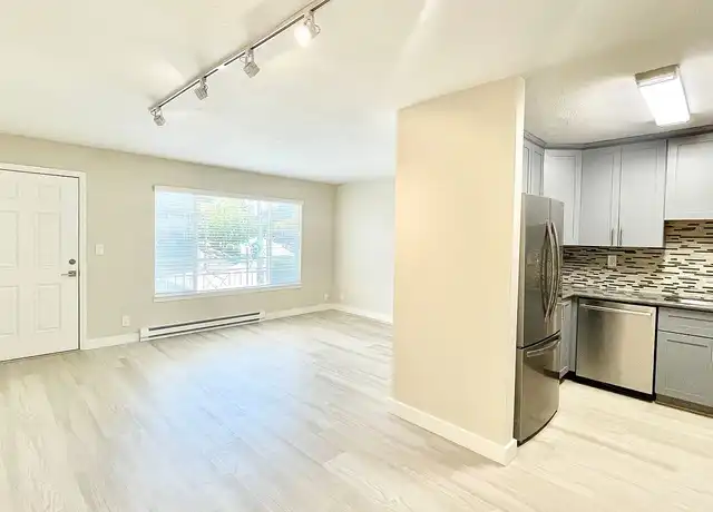 Property at Gateway Apartments - 438 N El Camino Real, San Mateo, CA, 94401, 1 bed, 1 bath, [object Object]