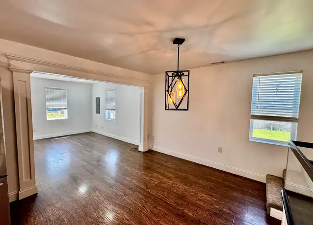 Property at 923 Brentwood Ave, Louisville, KY, 40215, 3 beds, 2 baths, [object Object]