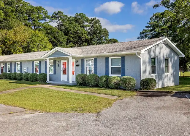 Property at 100 Sycamore Ct, Fayetteville, NC, 28301, 2 beds, 1 bath, [object Object]