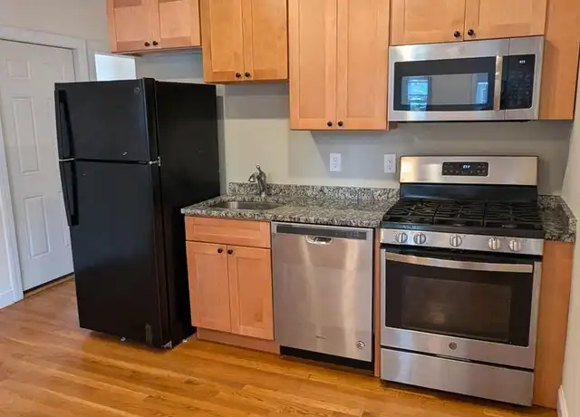 Property at 303 Hurley St #2, Cambridge, MA, 02141, 4 beds, 2 baths, [object Object]