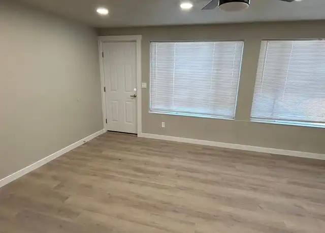 Property at 6321 Beverly Blvd Unit 8, Everett, WA, 98203, 2 beds, 1.5 baths, [object Object]