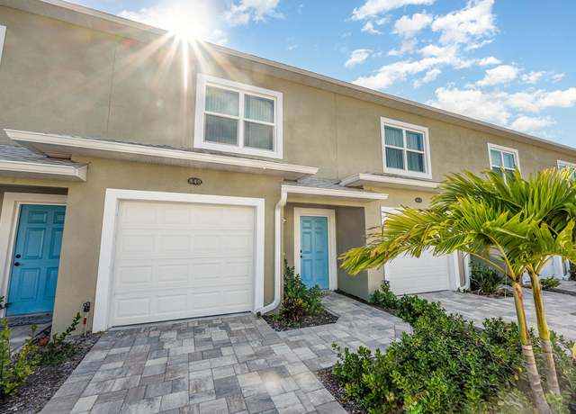 Photo of 900 Paddleboard Ct, Melbourne, FL 32935