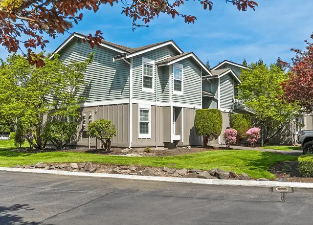 Photo of 131 View Rd, Steilacoom, WA 98388