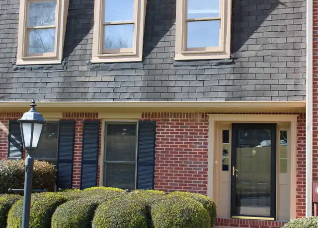 Property at 441 Chase Plantation Pkwy, Hoover, AL, 35244, 4 beds, 2.5 baths, [object Object]