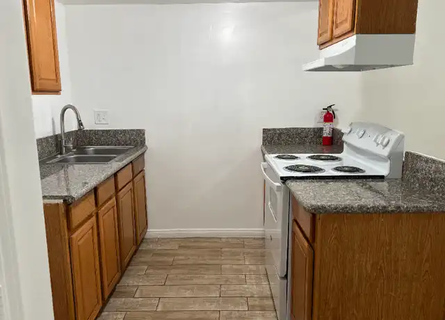 Property at 821 Karma Ct Unit B, Bakersfield, CA, 93307, 2 beds, 1 bath, [object Object]