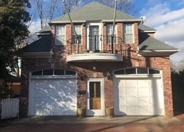 Property at 11 Admiral Kalbfus Rd, Newport, RI, 02840, 1 bed, 1 bath, [object Object]