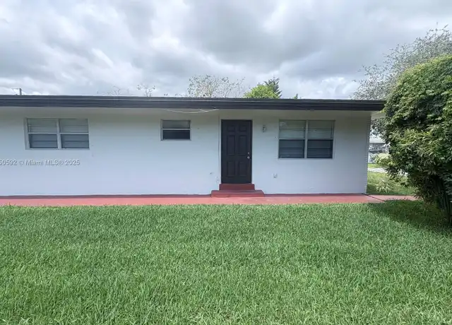 Property at 5718 Lincoln St Unit 5718, Hollywood, FL, 33021, 2 beds, 2 baths, [object Object]