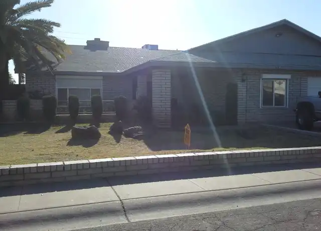 Property at 8350 N 50th Dr, Glendale, AZ, 85302, 5 beds, 2 baths, [object Object]