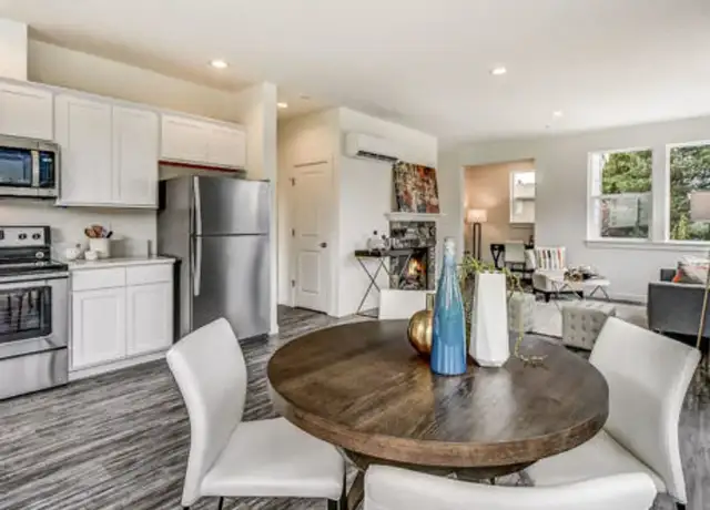 Photo of 220 SE Orchard Dr, North Bend, WA 98045
