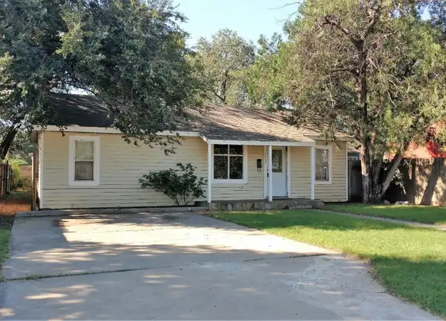 Property at 2403 22nd Pl, Lubbock, TX, 79411, 2 beds, 1 bath, [object Object]