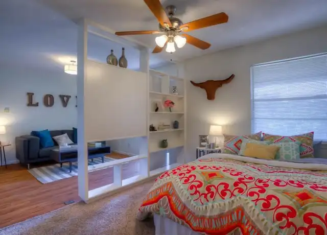 Property at 302 E 34th St Unit 206, Austin, TX, 78705, 1 bed, 1 bath, [object Object]