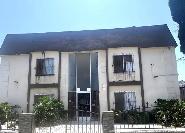 Property at 1252 W 89th St Unit 2, Los Angeles, CA, 90044, 2 beds, 1 bath, [object Object]