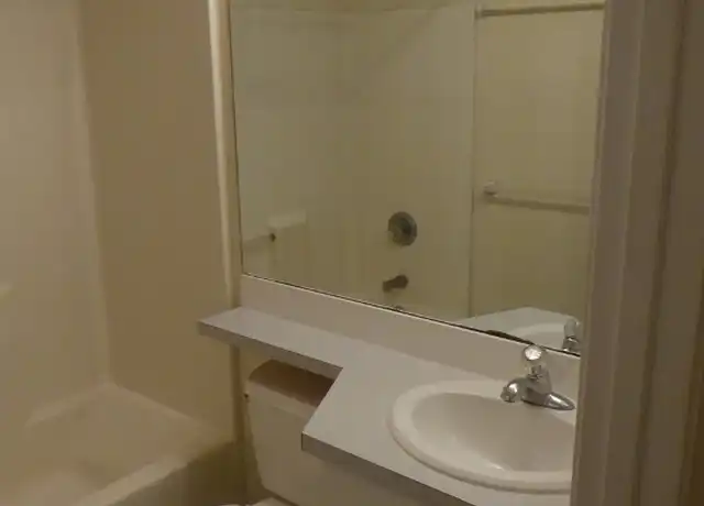 Property at 2015 Kalorama Rd NW Unit 6, Washington, DC, 20009, 1 bed, 1 bath, [object Object]