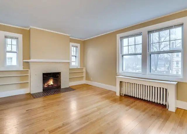 Property at The Clarendon - 806 Farmington Ave, West Hartford, CT, 06119, 1 bed, 1 bath, [object Object]