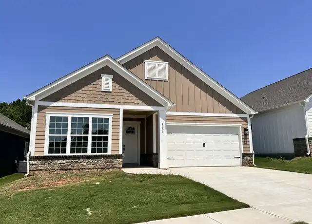 Property at 6680 Star Dr, Sherrills Ford, NC, 28673, 3 beds, 2 baths, [object Object]
