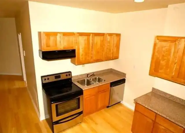 Property at 1521 N 17th St Unit 3, Philadelphia, PA, 19121, 2 beds, 1 bath, [object Object]