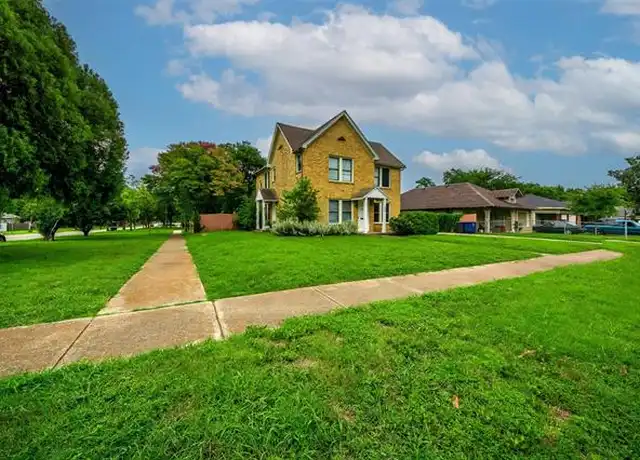 Property at 902 S Oak Cliff Blvd Unit A, Dallas, TX, 75208, 2 beds, 1 bath, [object Object]