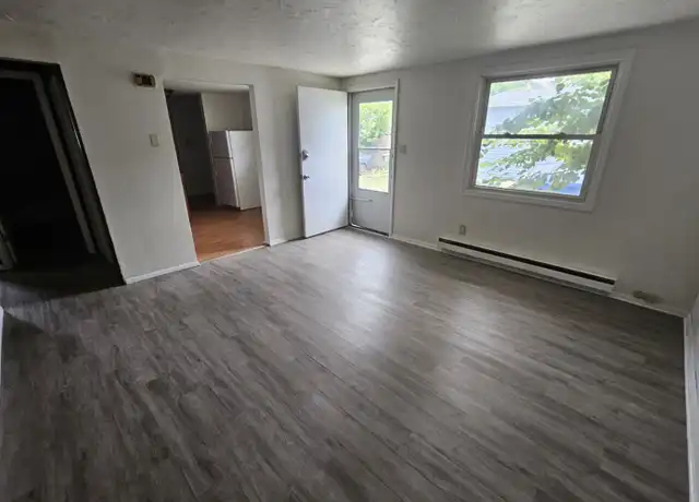 Property at 633 Anderson Ave, Fort Wayne, IN, 46805, 2 beds, 1 bath, [object Object]