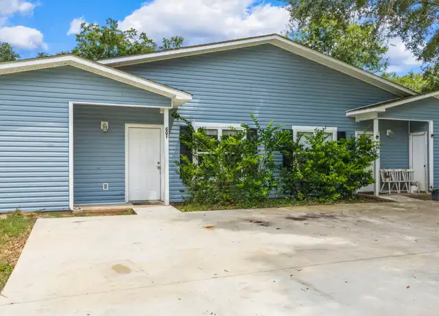 Property at 601 S Cedar St, Foley, AL, 36535, 3 beds, 2 baths, [object Object]