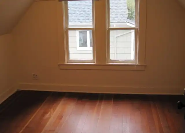 Property at 2141 N 61st St Unit 3-D, Seattle, WA, 98103, 1 bed, 3 baths, [object Object]