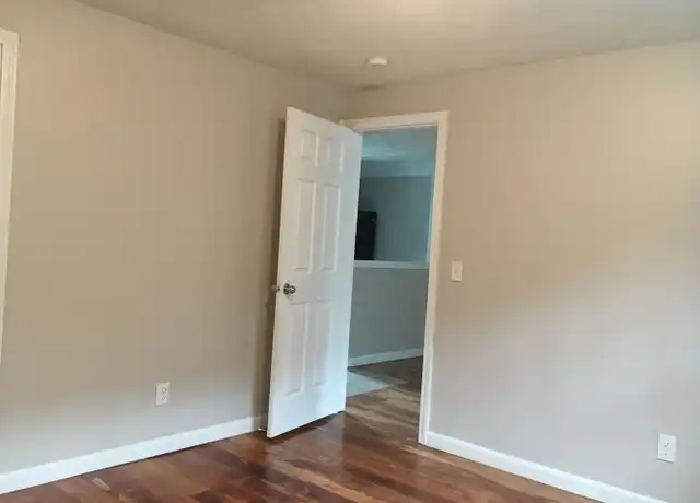 Property at 50 Pickering St Unit 1, Fall River, MA, 02720, 1 bed, 1 bath, [object Object]