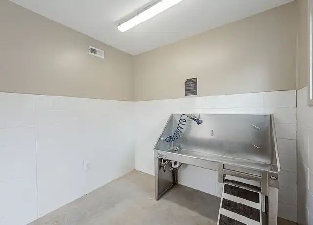 Property at Governors on North Henry - 500 N Henry St, Williamsburg, VA, 23185, 1-2 bed, 1-2 bath, [object Object]