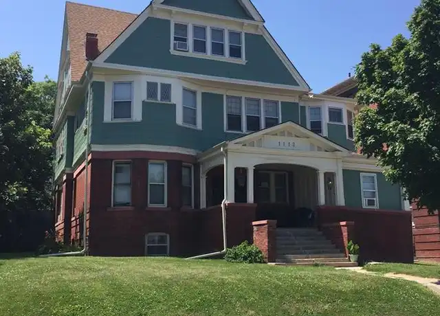 Property at 1112 Park Ave Unit 3, Omaha, NE, 68105, 1 bed, 1 bath, [object Object]