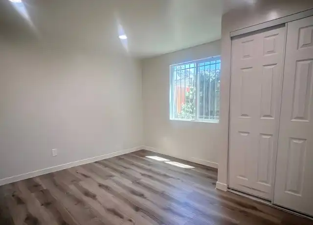 Property at 3630 1/2 W 60th St Unit 3630 1/2, Los Angeles, CA, 90043, 1 bed, 1 bath, [object Object]