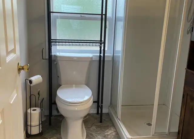 Property at 10609 44th Ave E #1, Tacoma, WA, 98446, 1 bed, 1 bath, [object Object]