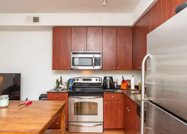 Property at 565 W Quincy St #1213, Chicago, IL, 60661, 1 bed, 1 bath, [object Object]