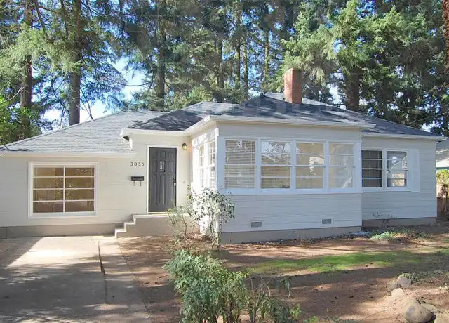 Property at 3035 SE 118th Ave, Portland, OR, 97266, 3 beds, 1 bath, [object Object]