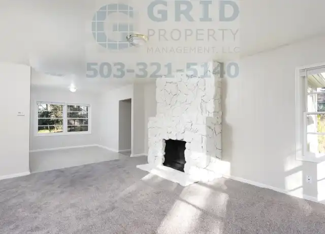 Property at 3035 SE 118th Ave, Portland, OR, 97266, 3 beds, 1 bath, [object Object]