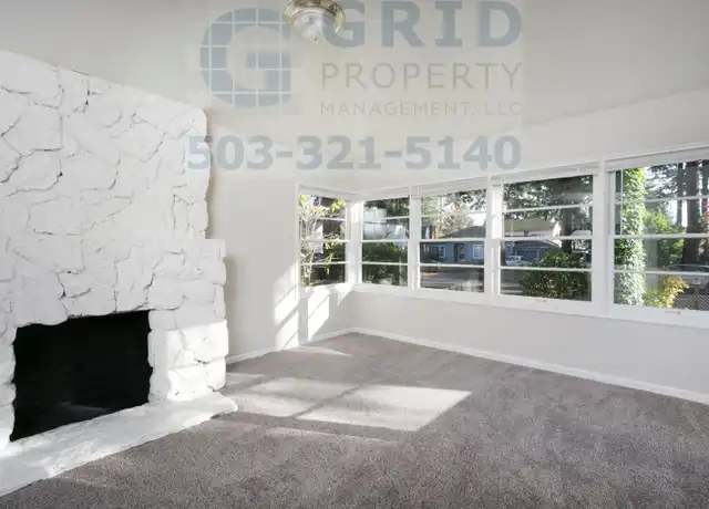 Property at 3035 SE 118th Ave, Portland, OR, 97266, 3 beds, 1 bath, [object Object]