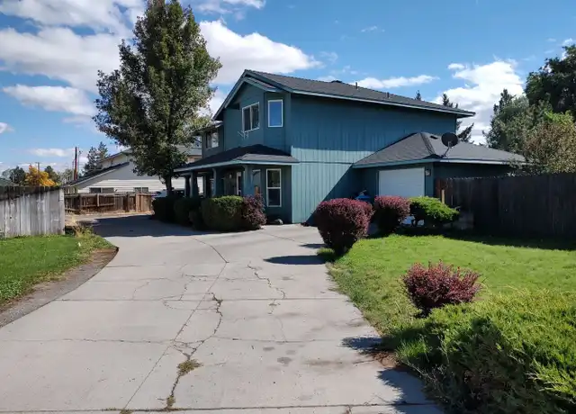 Property at 2946 SW 24th Ct, Redmond, OR, 97756, 3 beds, 2.5 baths, [object Object]