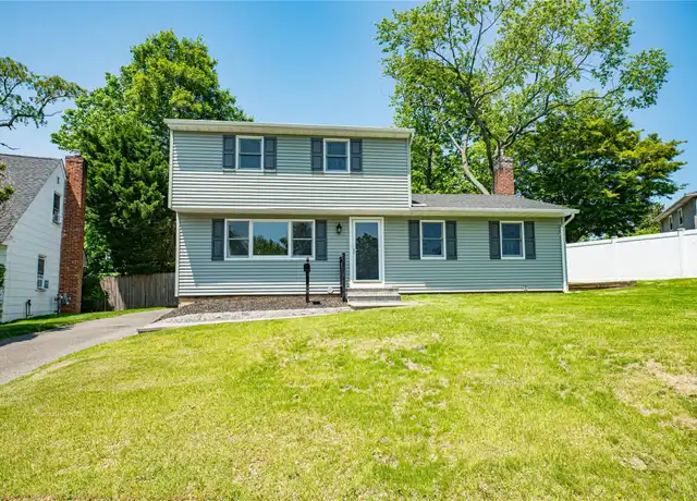 Property at 69 Allan Dr, East Norwich, NY, 11732, 5 beds, 2 baths, [object Object]