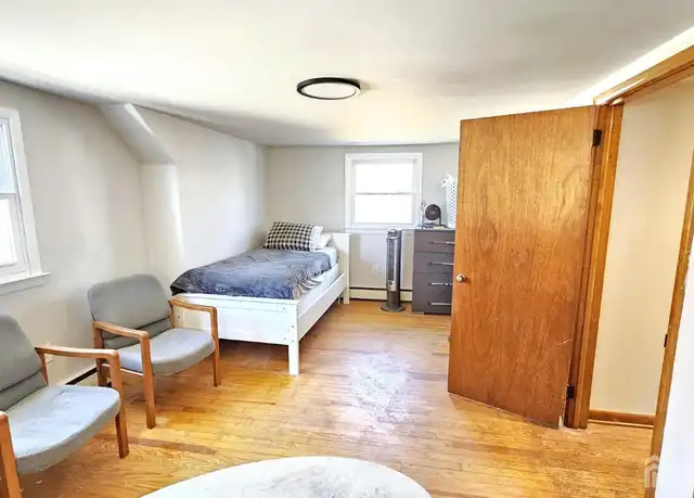Property at 25 Cedar Ave Unit 2, Highland Park, NJ, 08904, 2 beds, 1 bath, [object Object]