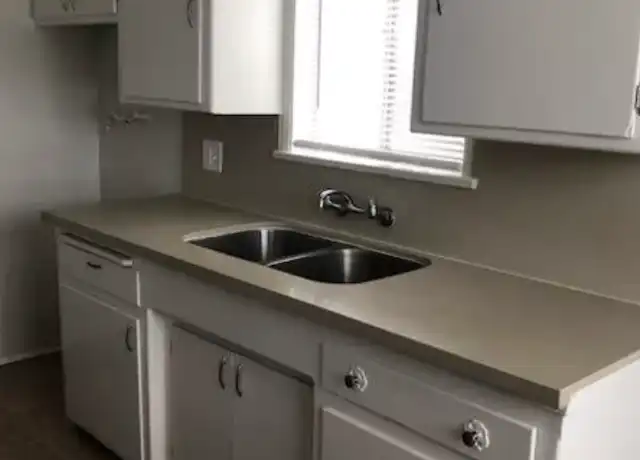 Property at 1022 W 109th Pl Unit C, Los Angeles, CA, 90044, 1 bed, 1 bath, [object Object]