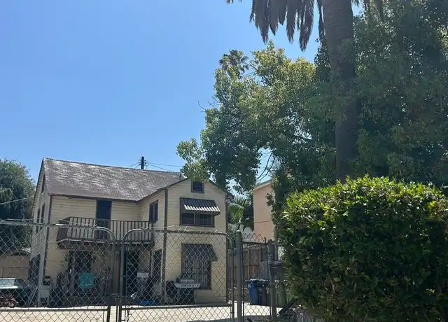 Property at 5518 Monterey Rd Unit 5518 1/2, Los Angeles, CA, 90042, 1 bed, 1 bath, [object Object]