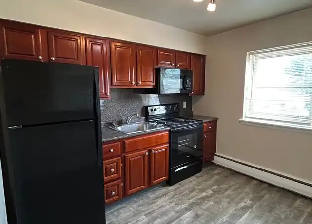 Property at 824 Providence Rd Unit B202, Clifton Heights, PA, 19018, 1 bed, 1 bath, [object Object]