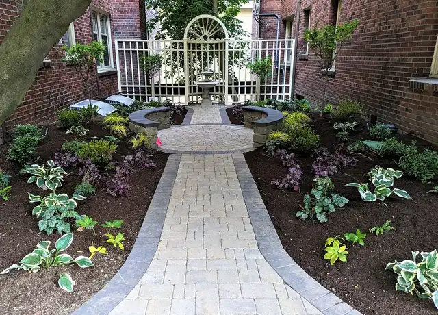 Property at Olympic Arms/ Grayson Apartments - 201 W Olympic Pl, Seattle, WA, 98119, 0 beds, 1 bath, [object Object]