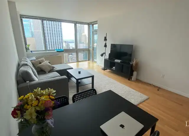 Property at 2 Gold St Unit 5107, New York, NY, 10038, 1 bed, 1 bath, [object Object]