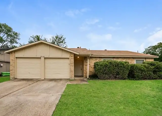 Property at 710 Cavalier Pl, Arlington, TX, 76017, 3 beds, 2 baths, [object Object]