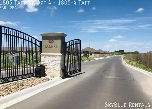 Property at 1805 Taft St Unit 1805-4 Taft, Weslaco, TX, 78599, 3 beds, 2 baths, [object Object]
