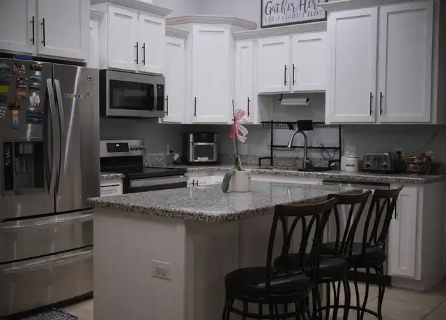 Property at 624 S Vaughn Ave, Yuma, AZ, 85364, 4 beds, 2 baths, [object Object]