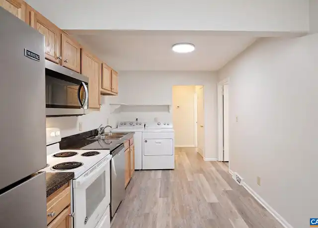 Property at 120 Raymond Ave Unit B, Charlottesville, VA, 22903, 4 beds, 2 baths, [object Object]
