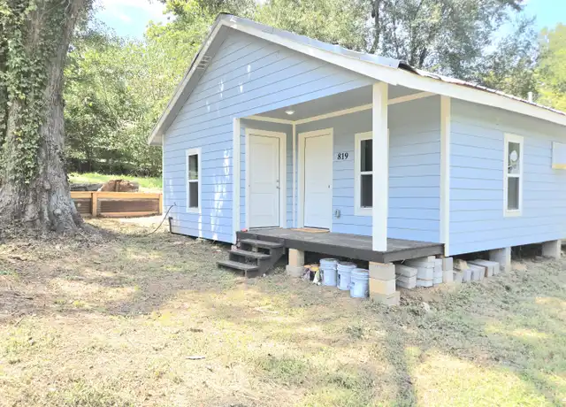 Property at 819 Gene Aly, Nacogdoches, TX, 75961, 1 bed, 1 bath, [object Object]
