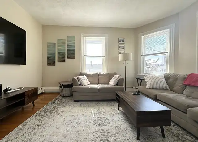 Property at 14 Allen St Unit 2, Somerville, MA, 02143, 2 beds, 1 bath, [object Object]