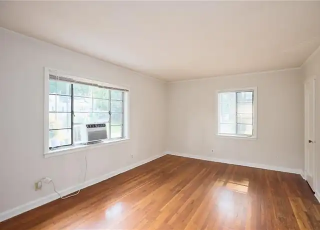 Property at 1337 Briarwood Dr NE Unit 3, Atlanta, GA, 30306, 1 bed, 1 bath, [object Object]