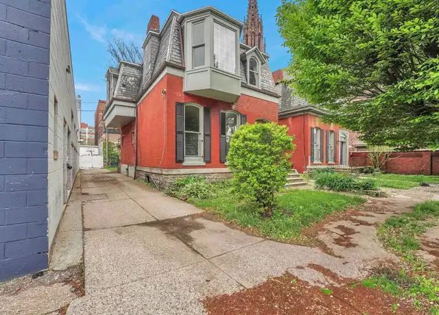 Property at 5 Saint Louis Pl, Buffalo, NY, 14202, 1 bed, 1 bath, [object Object]